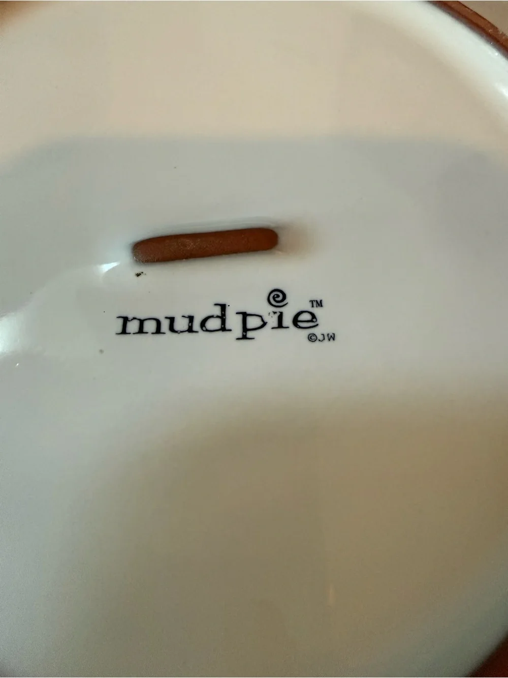 Set If 4 Mud Pie Sanibel Embossed Shell Salad Plates 8”